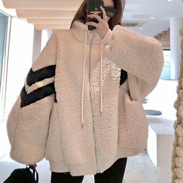 오버핏 가오리핏 예쁜 여성 양털 후리스 집업 아우터 대표 이미지