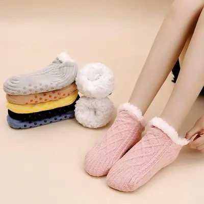 준캡 남자 여자 학생 후리스원단 꽈배기 발목 수면양말 대표 이미지