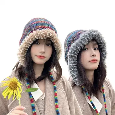 여성모자 레인보우 보카시 니트모자 퍼 귀달이모자 대표 이미지