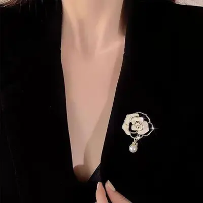 플라워 큐빅 진주 정장 한복 브로치 패션 여성 패션브로치 3개 묶음 대표 이미지