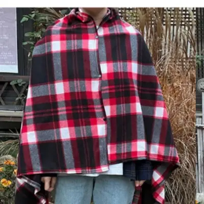 폴라폴리스 똑딱이담요 어깨담요 차량용무릎담요 대표 이미지
