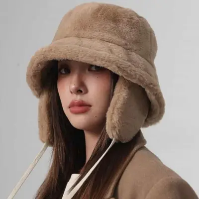 페이크퍼 귀워머 방울끈 버킷햇 겨울 털모자 노인모자 대표 이미지