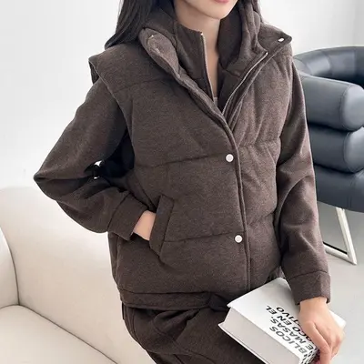 여자 겨울 외출 사무실 캐주얼 패션 노튼힐 패딩 조끼 대표 이미지