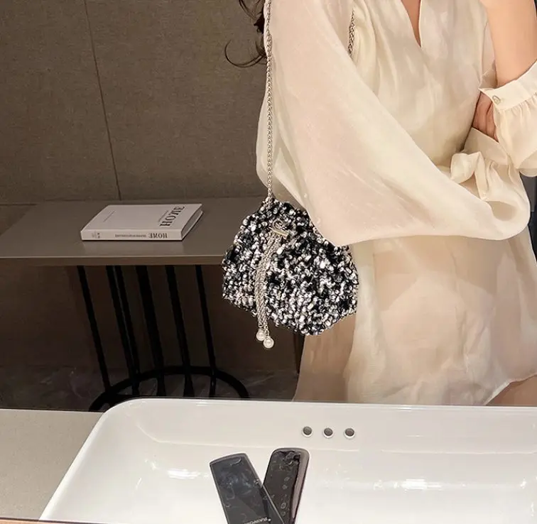복주머니 스팽글 클러치 도트백 크로스백 패션백 상세 이미지 2
