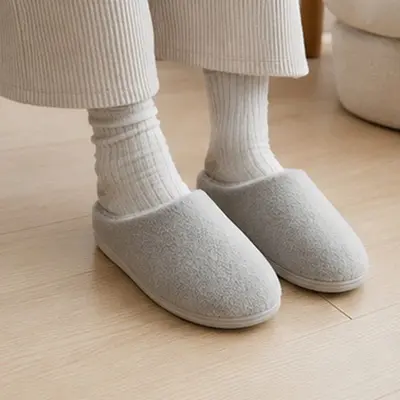 컬러 털슬리퍼 남녀공용 부드러운 털감 기모안감 실내화 대표 이미지