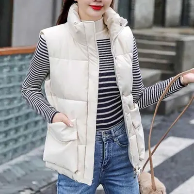 하이넥 퀼팅 경량 패딩조끼 누빔조끼 여성 조끼 대표 이미지