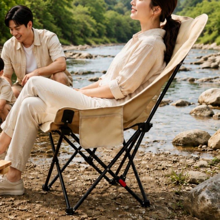 캠핑의자 릴렉스체어 롱 각도조절 리클라이너 캠핑의자 베이지 블랙